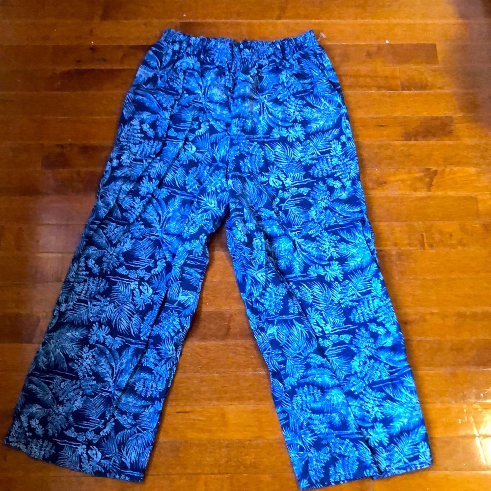 Blue floral wide leg pants